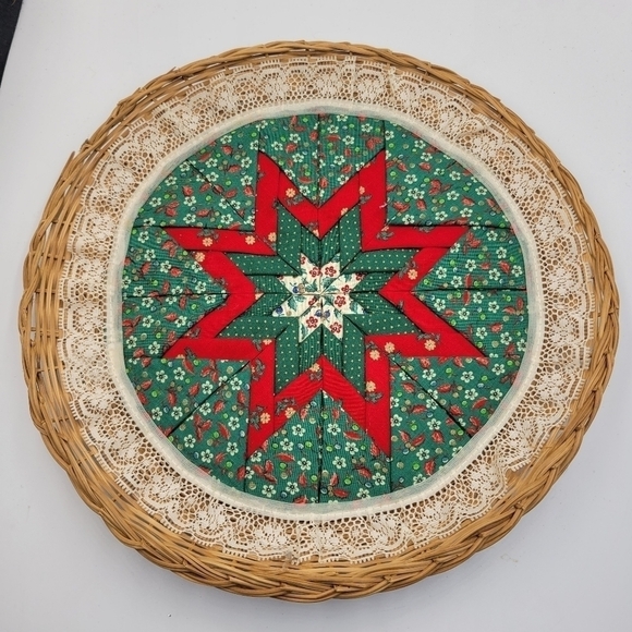 Vintage Quilted Cloth & Wicker Christmas Craft Decor - Picture 2 of 2